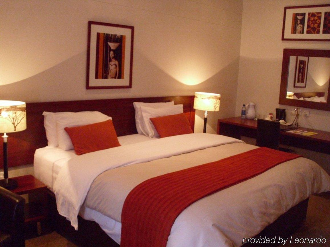Cresta Botsalo Hotel Palapye Quarto foto